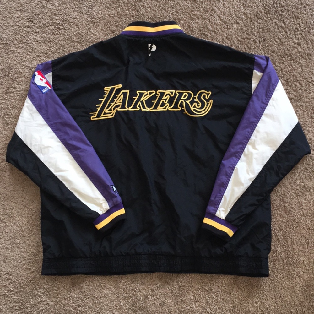 Los Angeles Lakers Pro Player Windbreaker - Picture 2 of 7